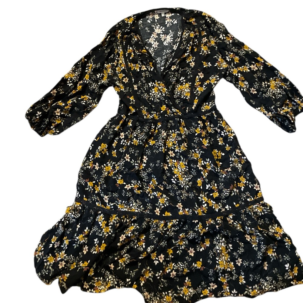 Max Studio Black and Cream Floral Dress